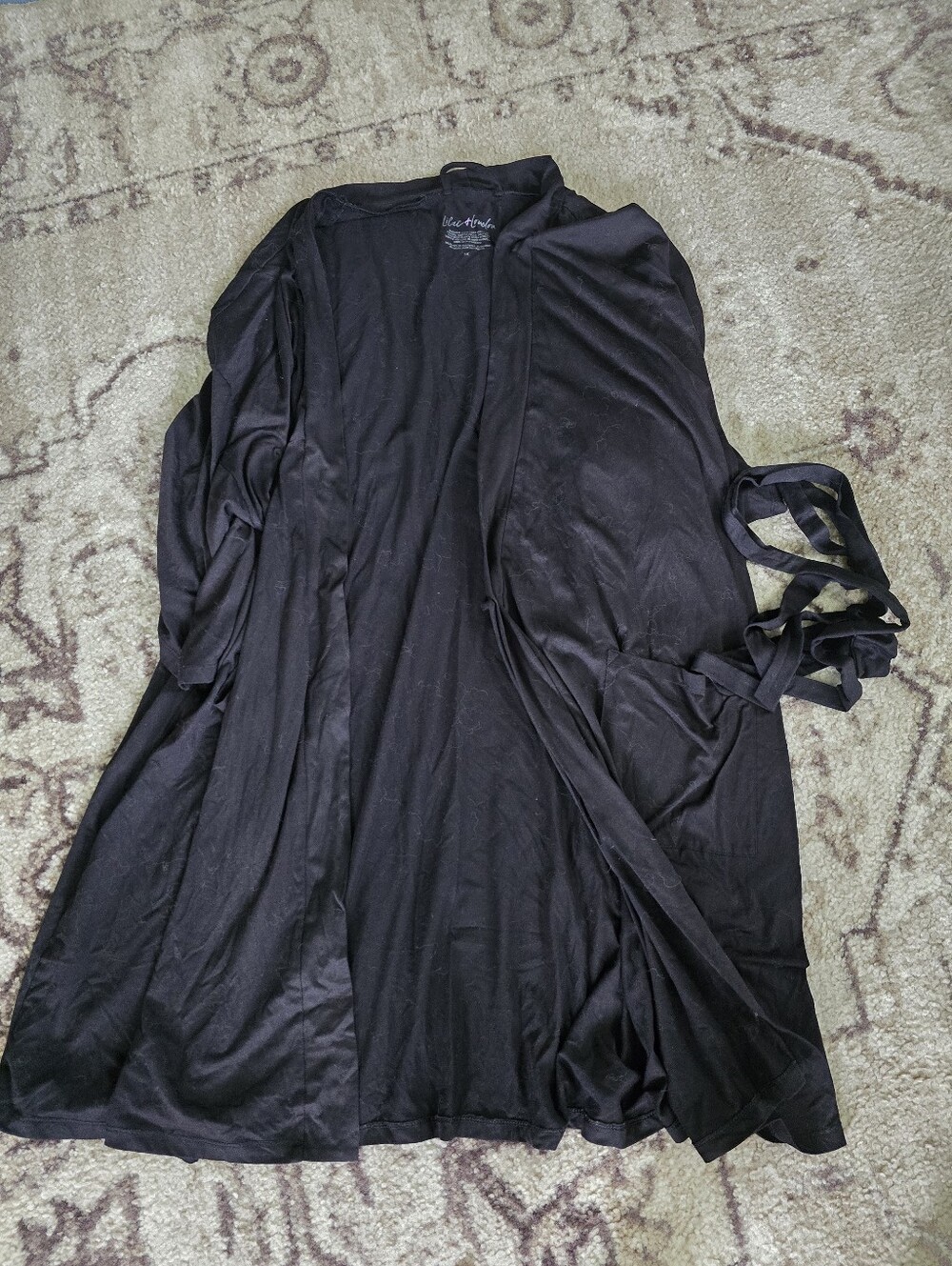 Black Women’s Lightweight Robe - Lilac & London